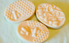 Load image into Gallery viewer, Bee-utiful Dish Soap
